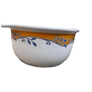 Corelle Corning floral  stone ware  1 1/2 quarts  mixing bowl